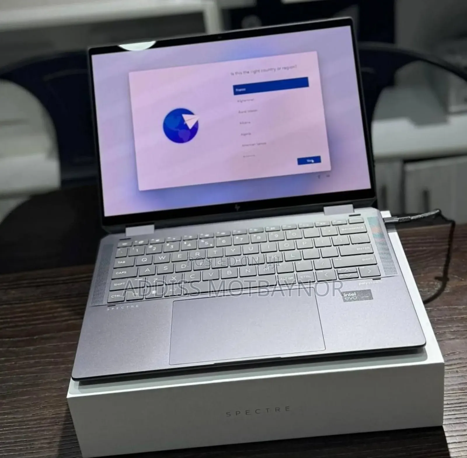 New Laptop HP Spectra 13 16GB Intel Core I7 SSD 1T