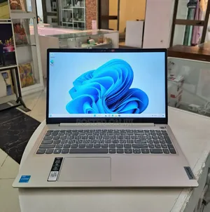 New Laptop Lenovo Ideapad 3 8GB Intel Core I3 SSD 256GB