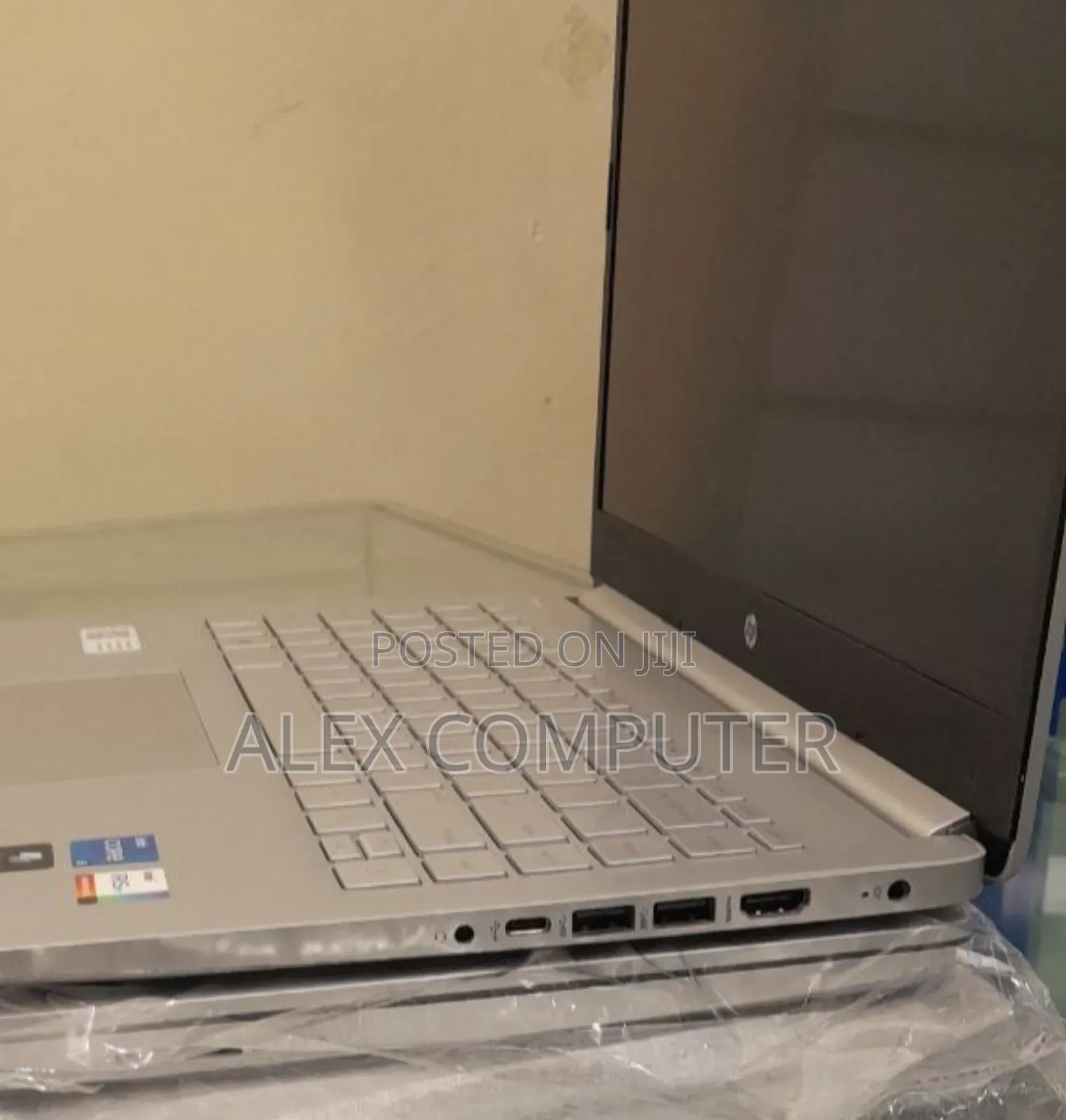 New Laptop HP Stream Notebook 16GB Intel Core I5 SSD 512GB