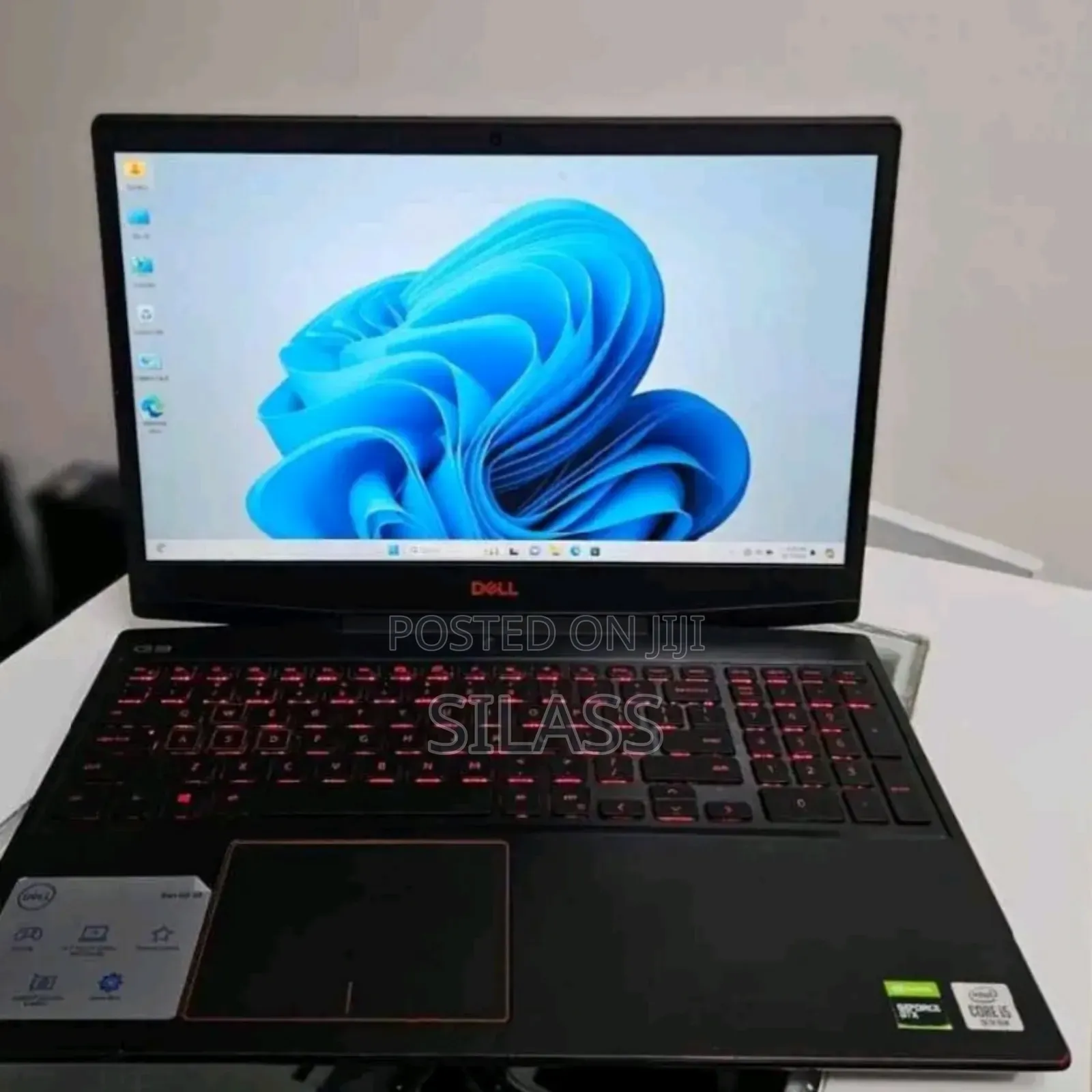 New Laptop Dell G3 17 3579 8GB Intel Core I5 SSD 512GB