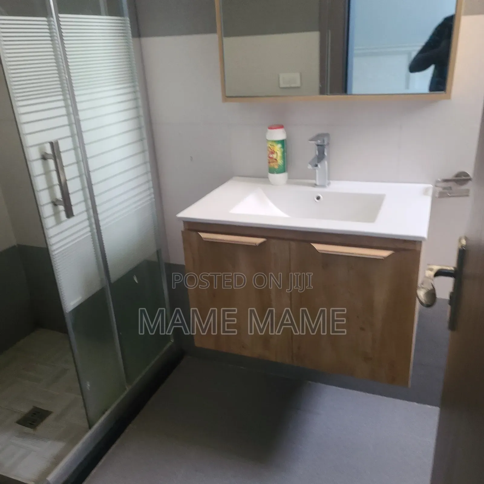 Furnished 6bdrm Penthouse in Addis Abeba, Bole for rent