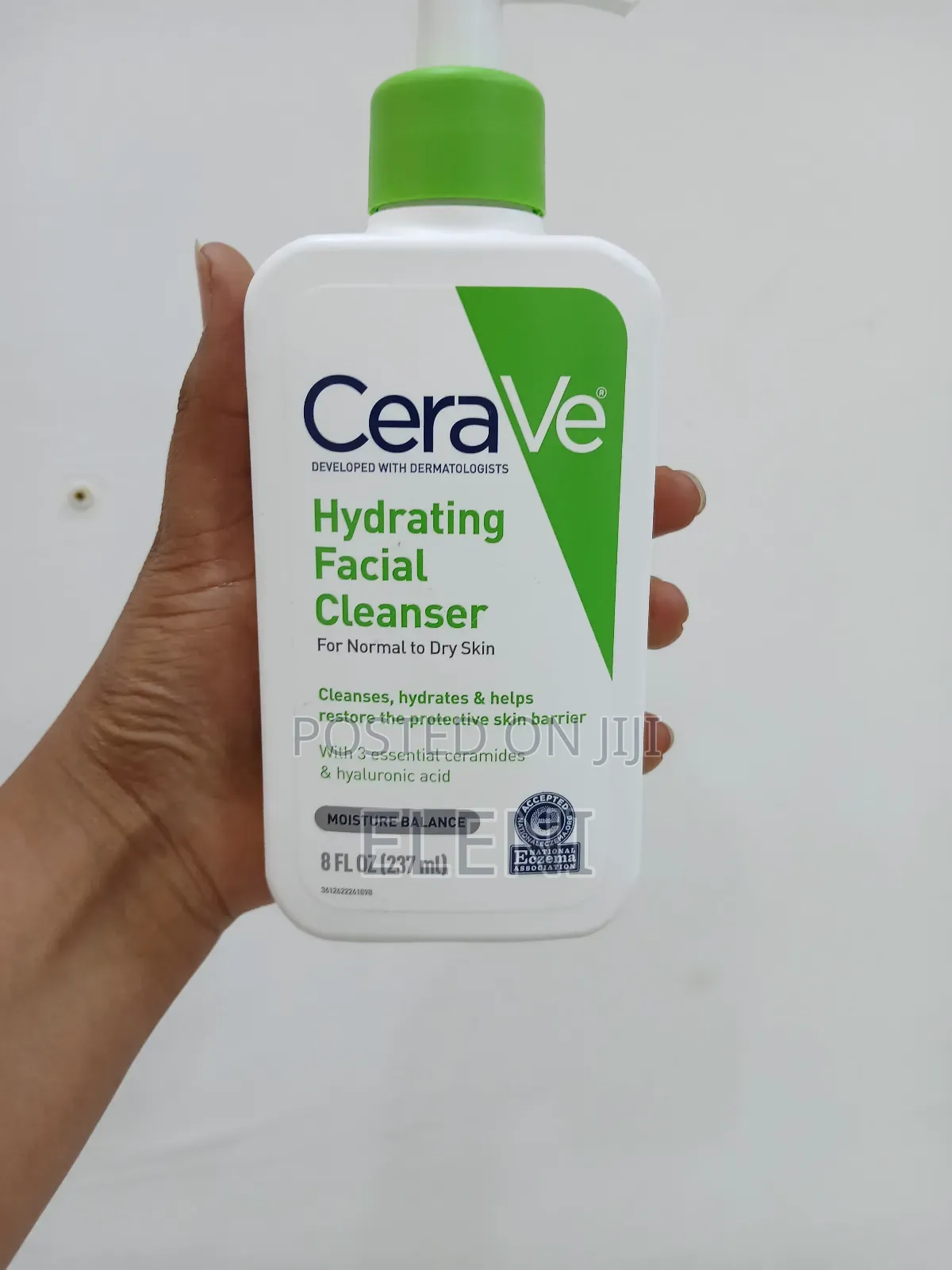 Cerave Hydrating Facial Cleanser