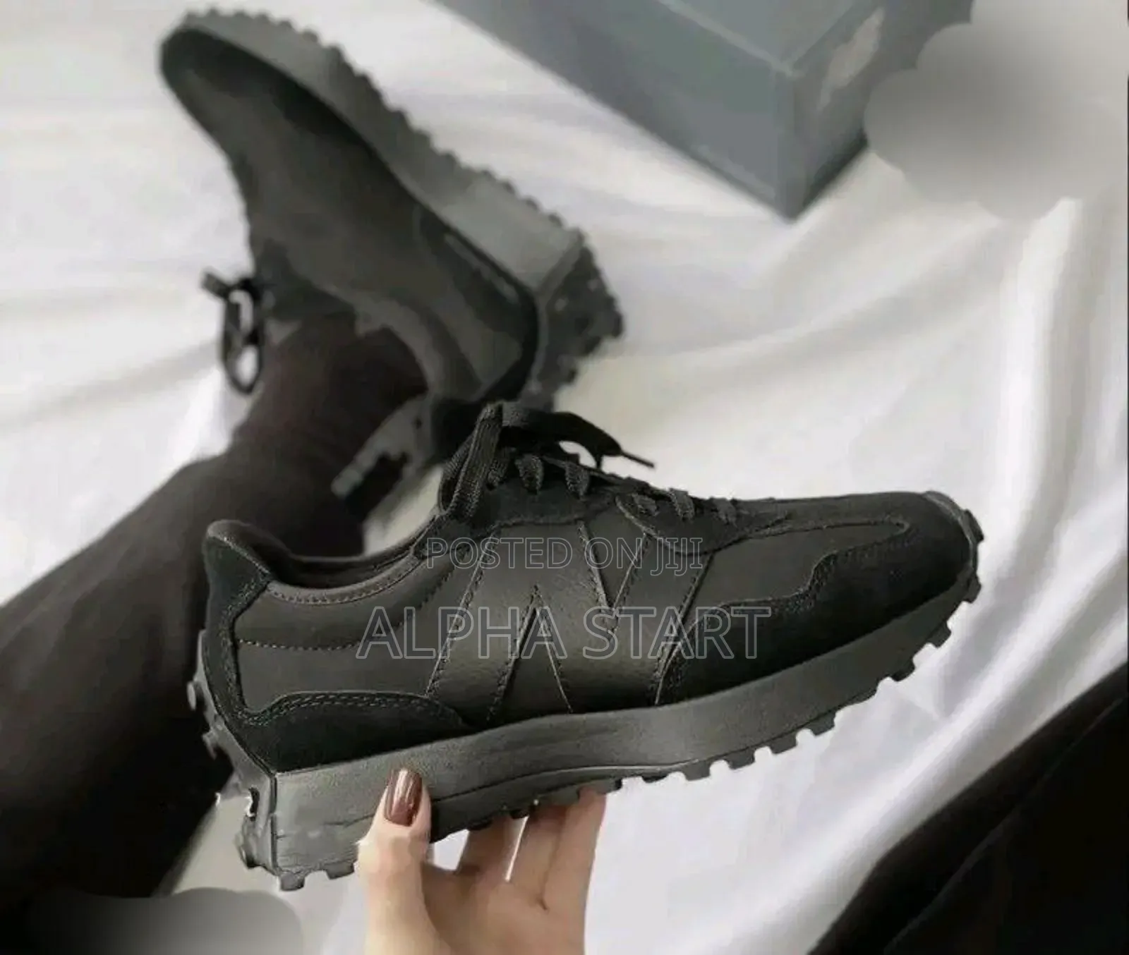 New Balance 327 #Low #Triple Black Shoes for Woman's