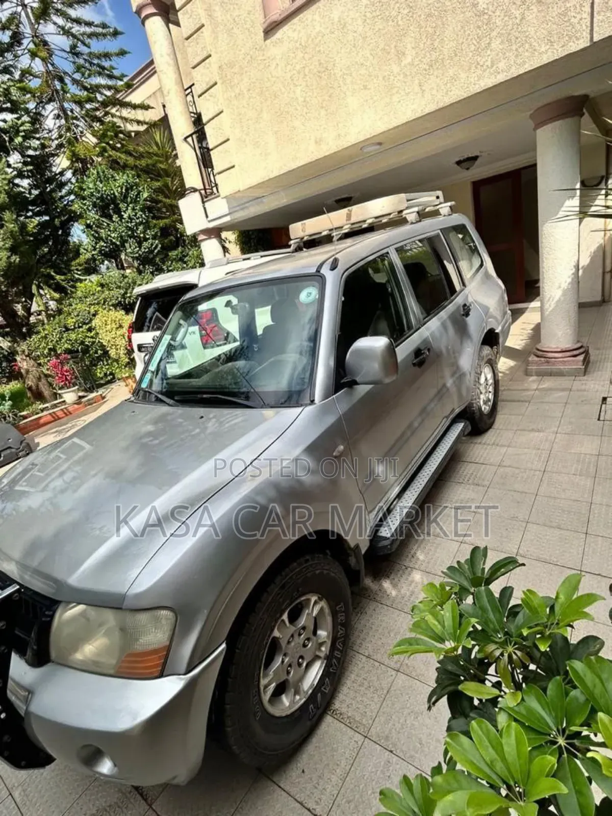 Mitsubishi Pajero Pininfarina 2004 Silver