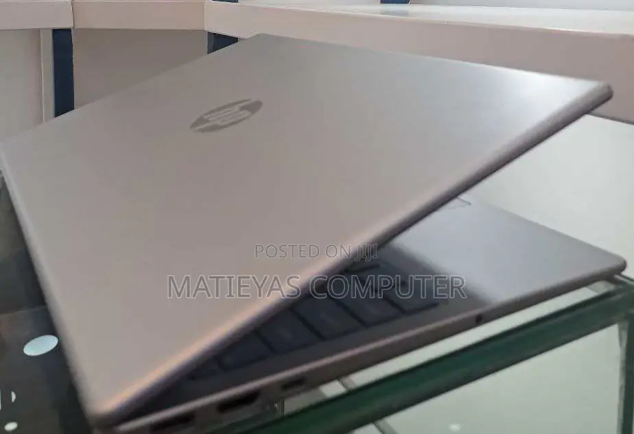 New Laptop HP Stream Notebook 8GB Intel Core I5 SSD 512GB