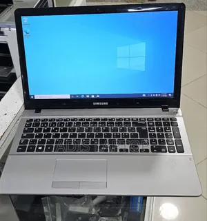 Laptop Samsung Galaxy Book 2 8GB Intel Core I5 HDD 1T