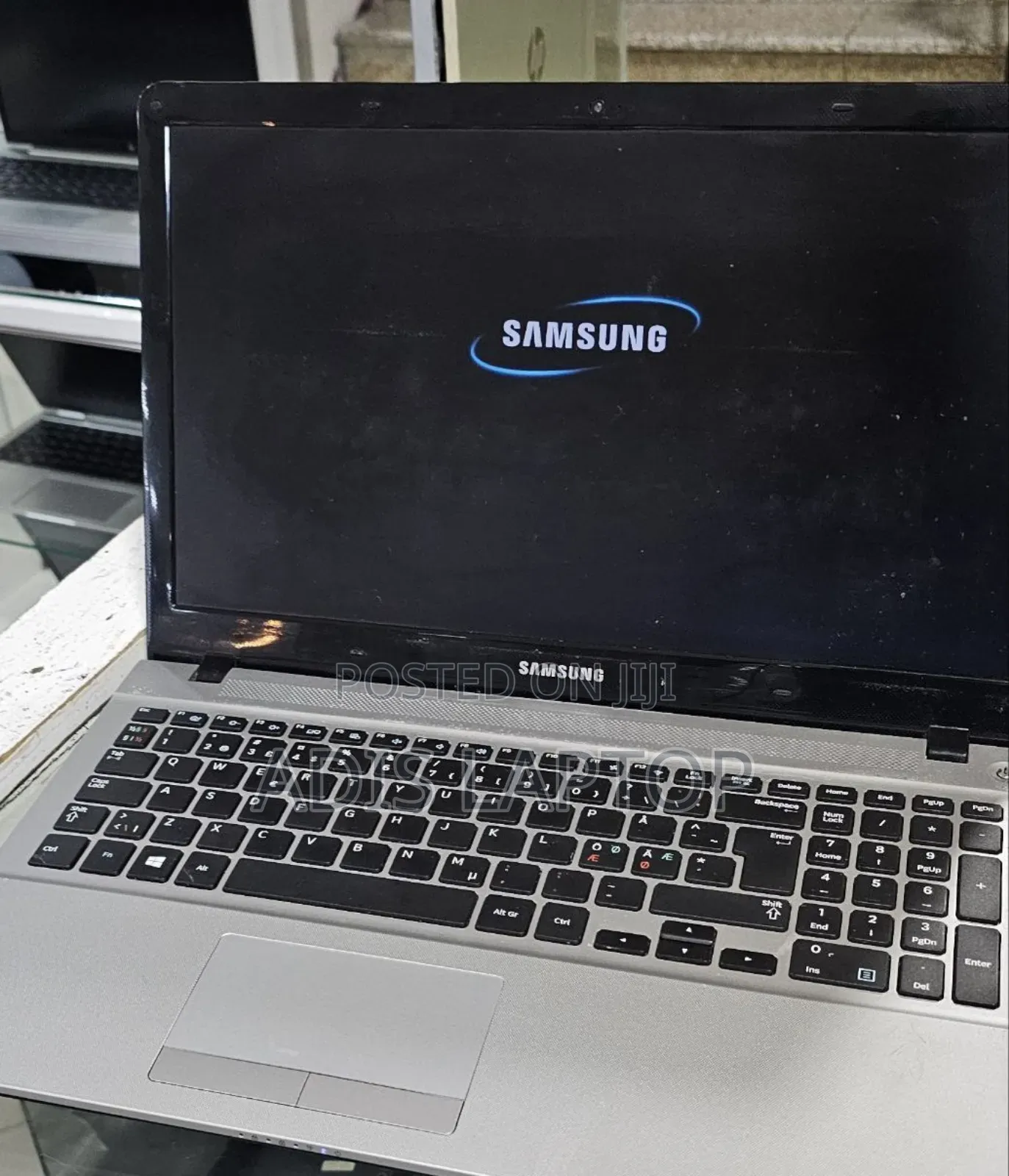 Laptop Samsung Galaxy Book 2 8GB Intel Core I5 HDD 1T