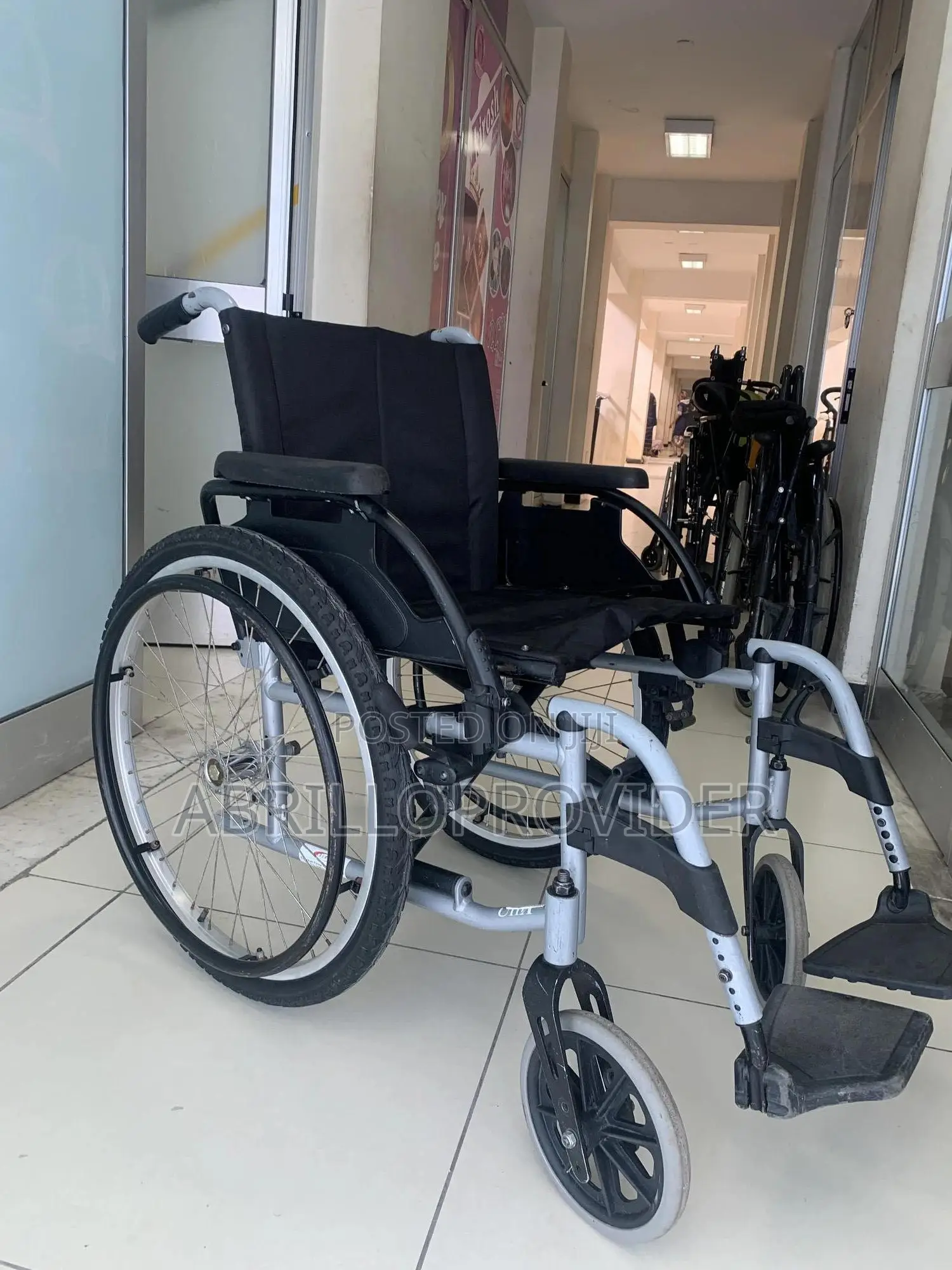 Wheelchair5;4wheelchair1wheelchair6(;4wheelchair8wheelchair