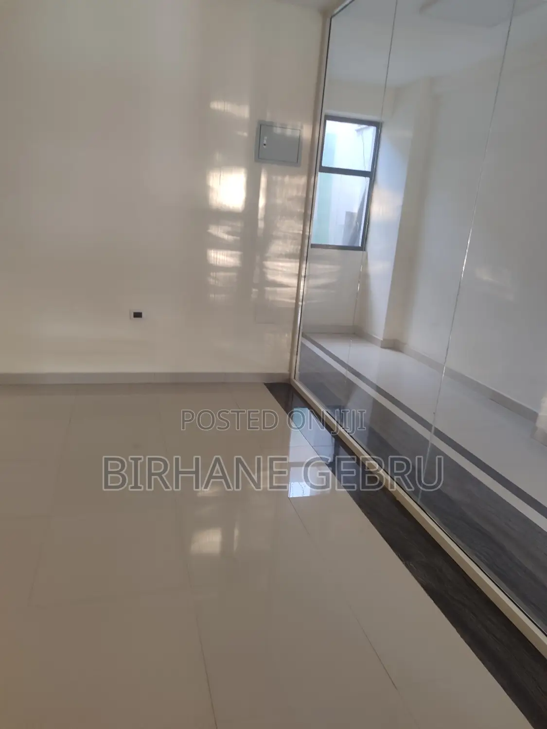 Luxury Apartment Rent for Coffee House