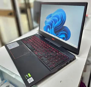 New Laptop Dell G3 15 3579 8GB Intel Core I5 SSD 1T