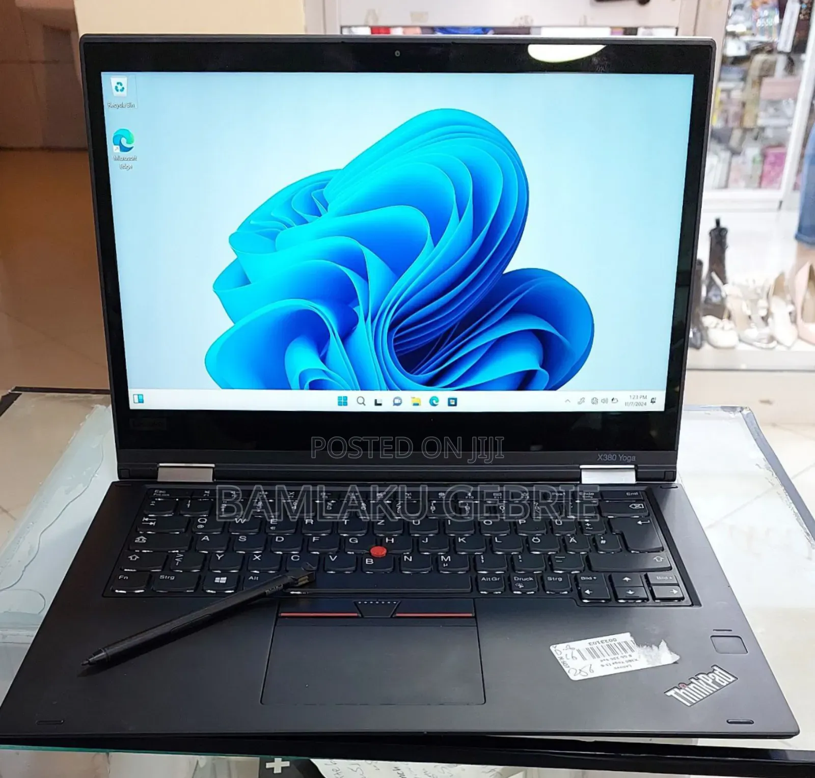 New Laptop Lenovo ThinkPad Yoga 16GB Intel Core I5 SSD 512GB