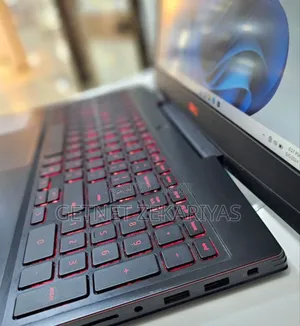 New Laptop Dell G3 15 3579 8GB Intel Core i5 SSD 512GB