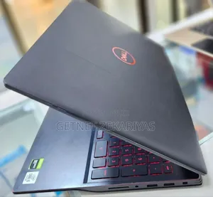 New Laptop Dell G3 15 3579 8GB Intel Core i5 SSD 512GB