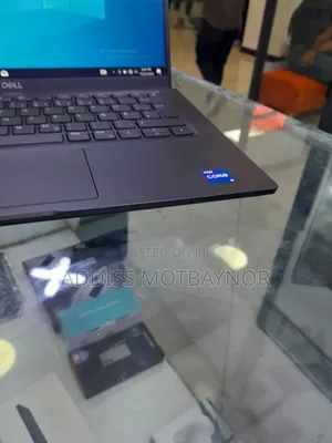 New Laptop Dell Latitude 5310 8GB Intel Core I5 SSD 512GB