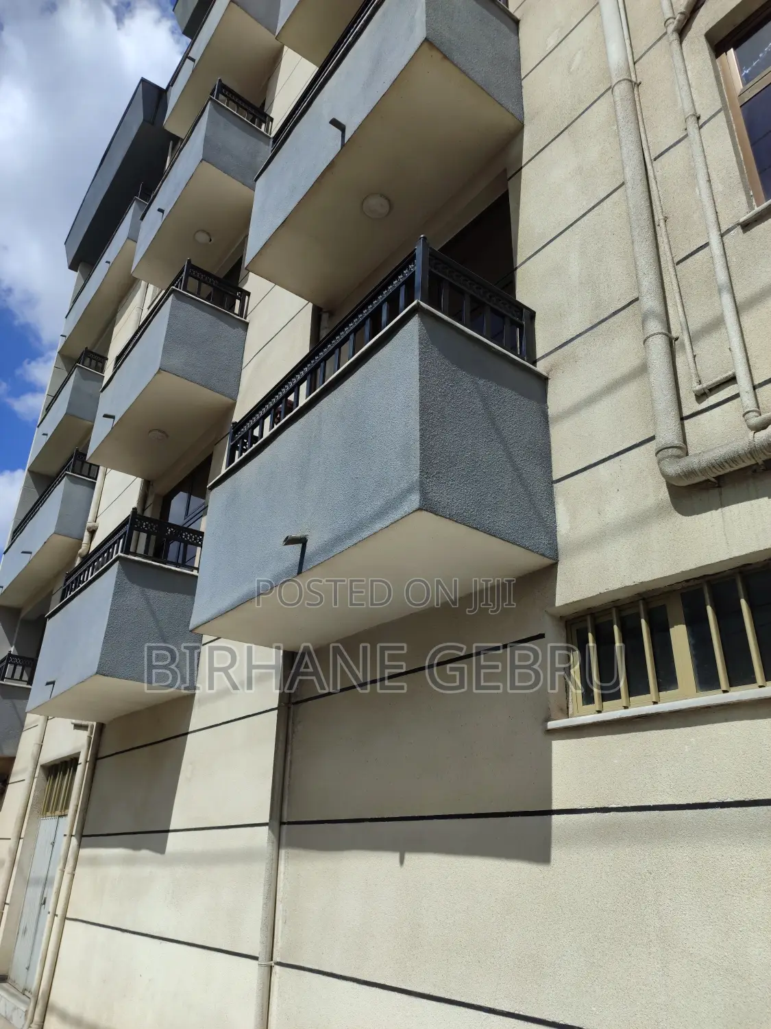 G+4 Deplex Apartiment Rent for Office or Living