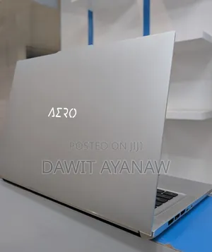 New Laptop Gigabyte AERO 15 16GB Intel Core I7 SSD 2T