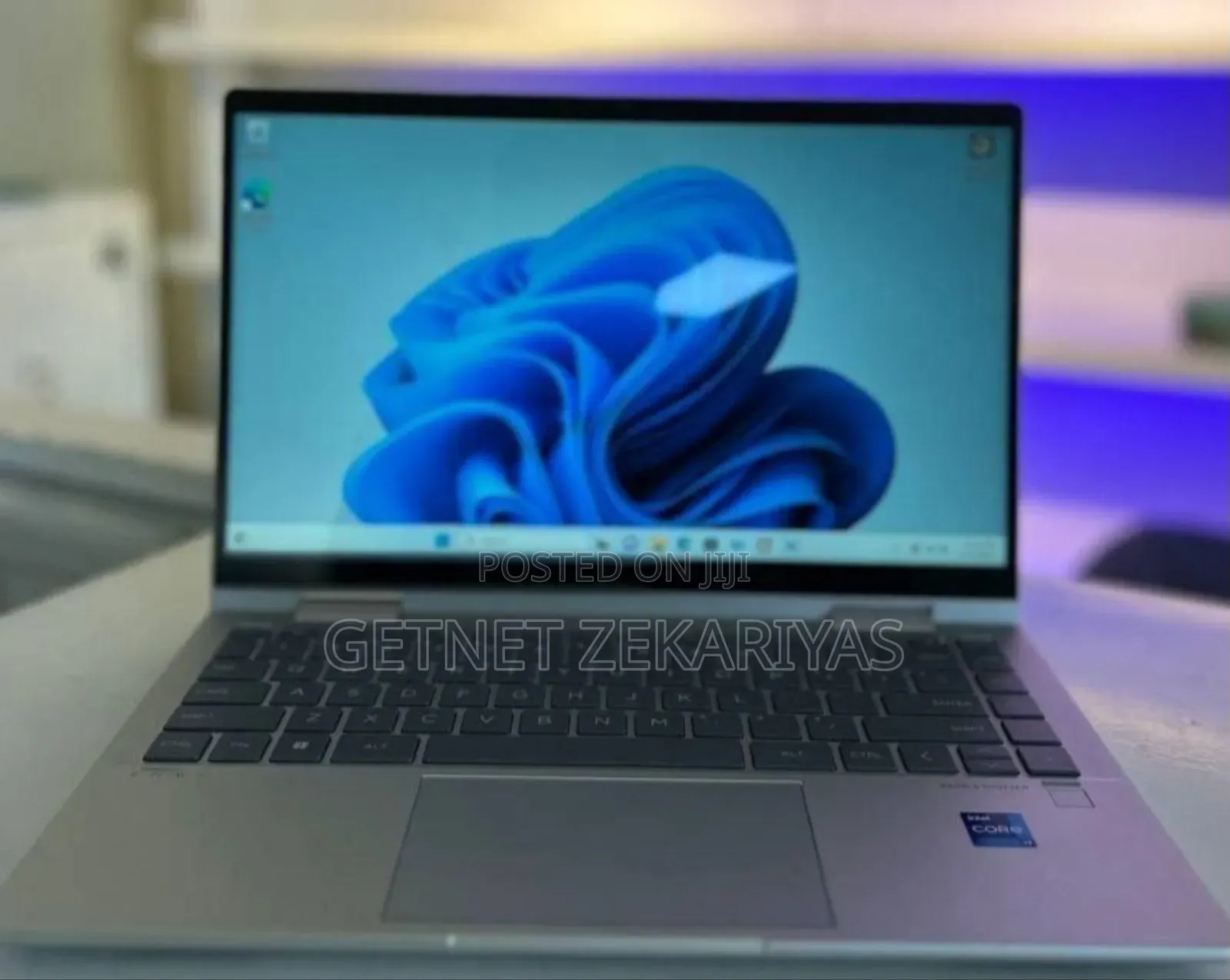 New Laptop HP Envy X360 8GB Intel Core I7 SSD 1T