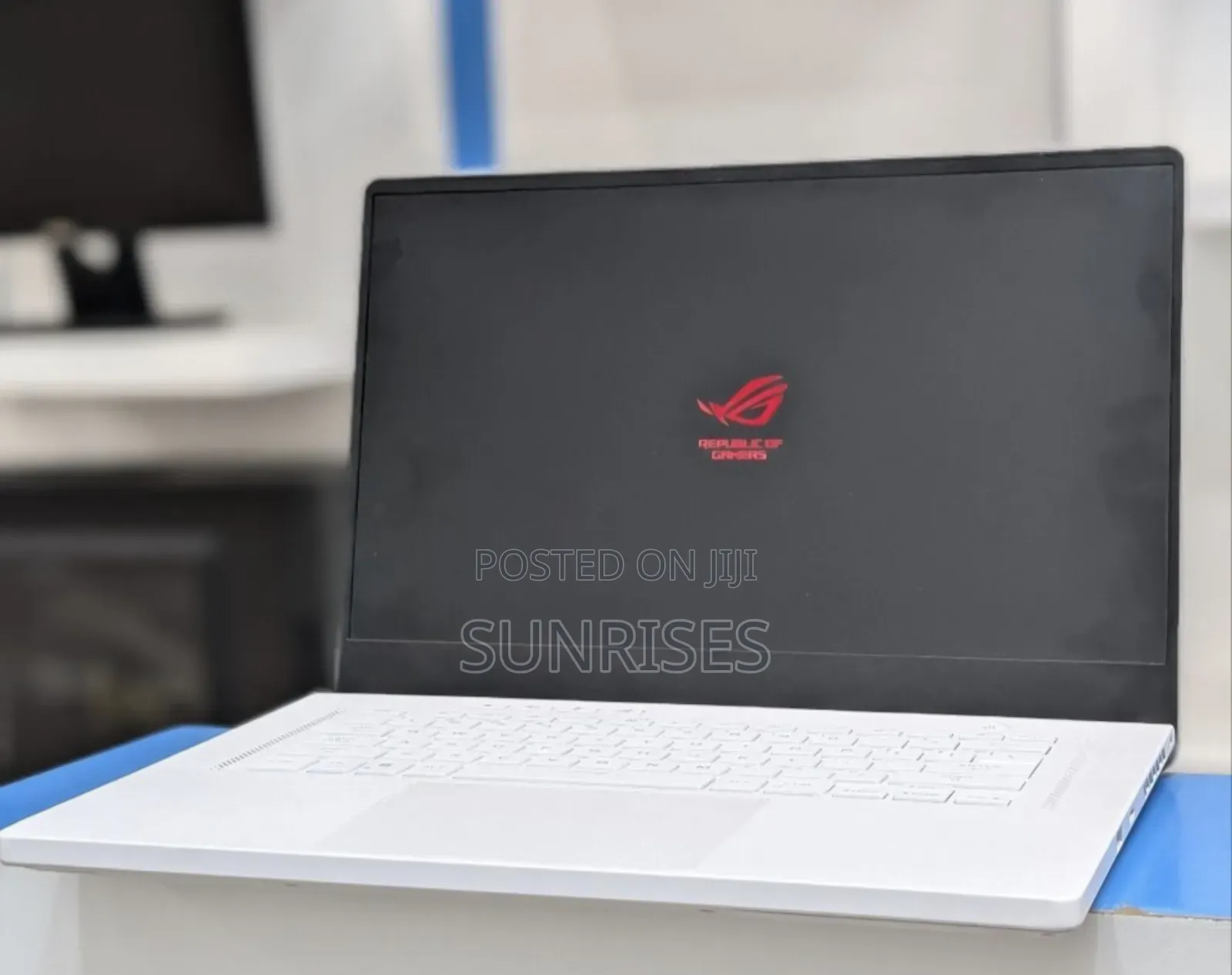 New Laptop Asus ROG Zephyrus G15 16GB AMD Ryzen 9 SSD 1T