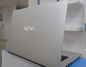 New Laptop Gigabyte AERO 15 16GB Intel Core I7 SSD 2T