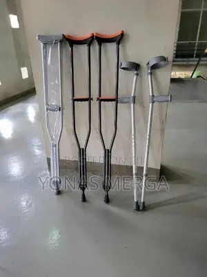 Photo - Bariatric Crutches∞∞Kranch~~Crunch¡¡Crutches11ክራንች¶0crutches