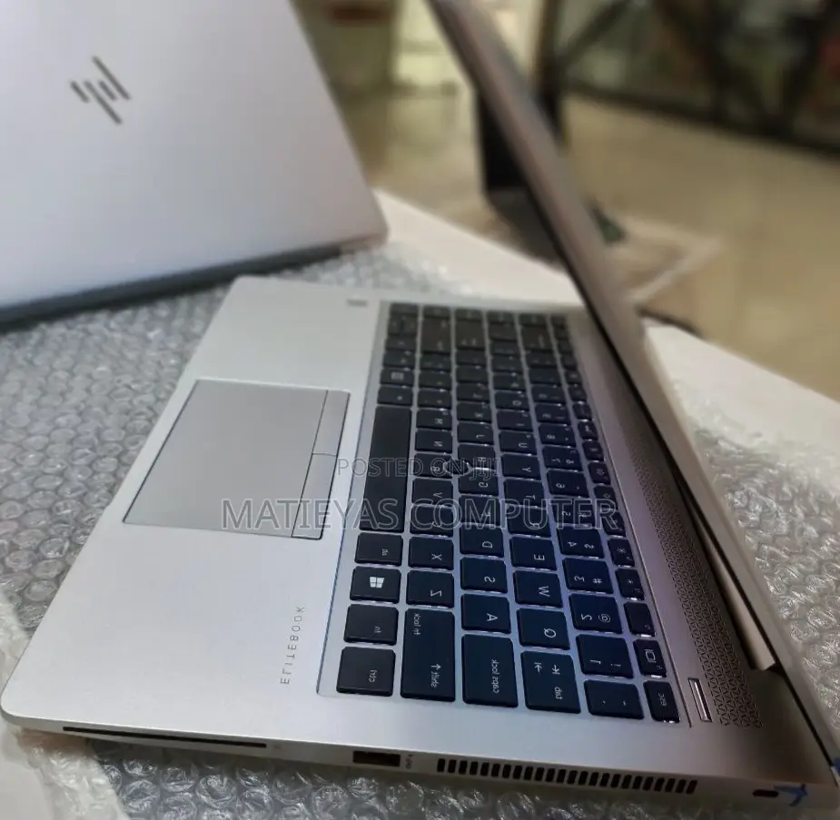 New Laptop Apple MacBook Pro M1 16GB Intel Core I7 SSD 512GB