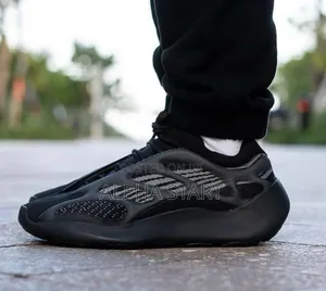  Adidas Yeezy 700 V3 ‘Alvah’ Shoes