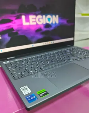 New Lenovo Legion Y7000P IRX9 Gaming Laptop 24GB Intel Core I7 SSD 1T