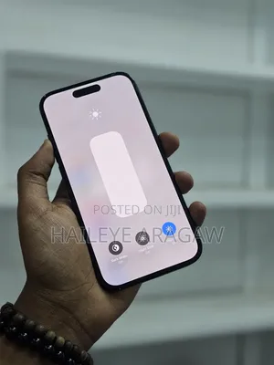 New Apple iPhone 15 256 GB Black