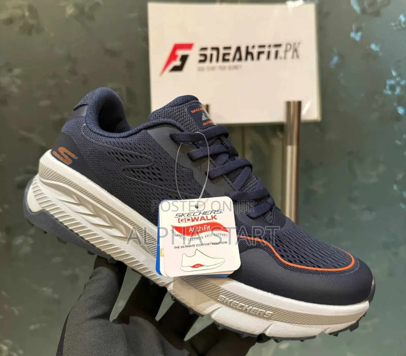 Skechers Hyper Burst ‘Gowalk’ Outdoor Shoes
