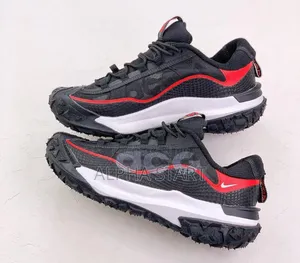  Nike ACG Mountain Fly 2 Low Top Shoes