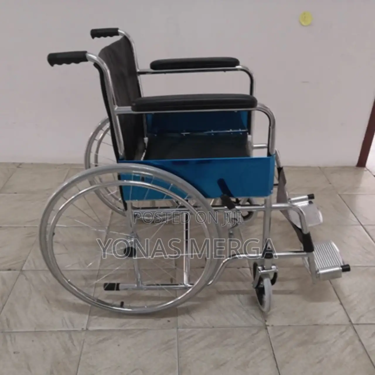 Folding Self-Propelled Wheelchairs\\፭wheelchair፻18-Inch Seat