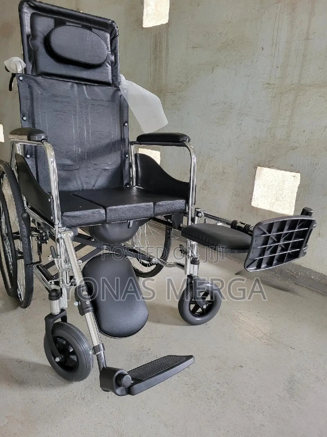 Toilet_wheelchair ፼77wheelchair∞(With Potty)Push-to-Lock