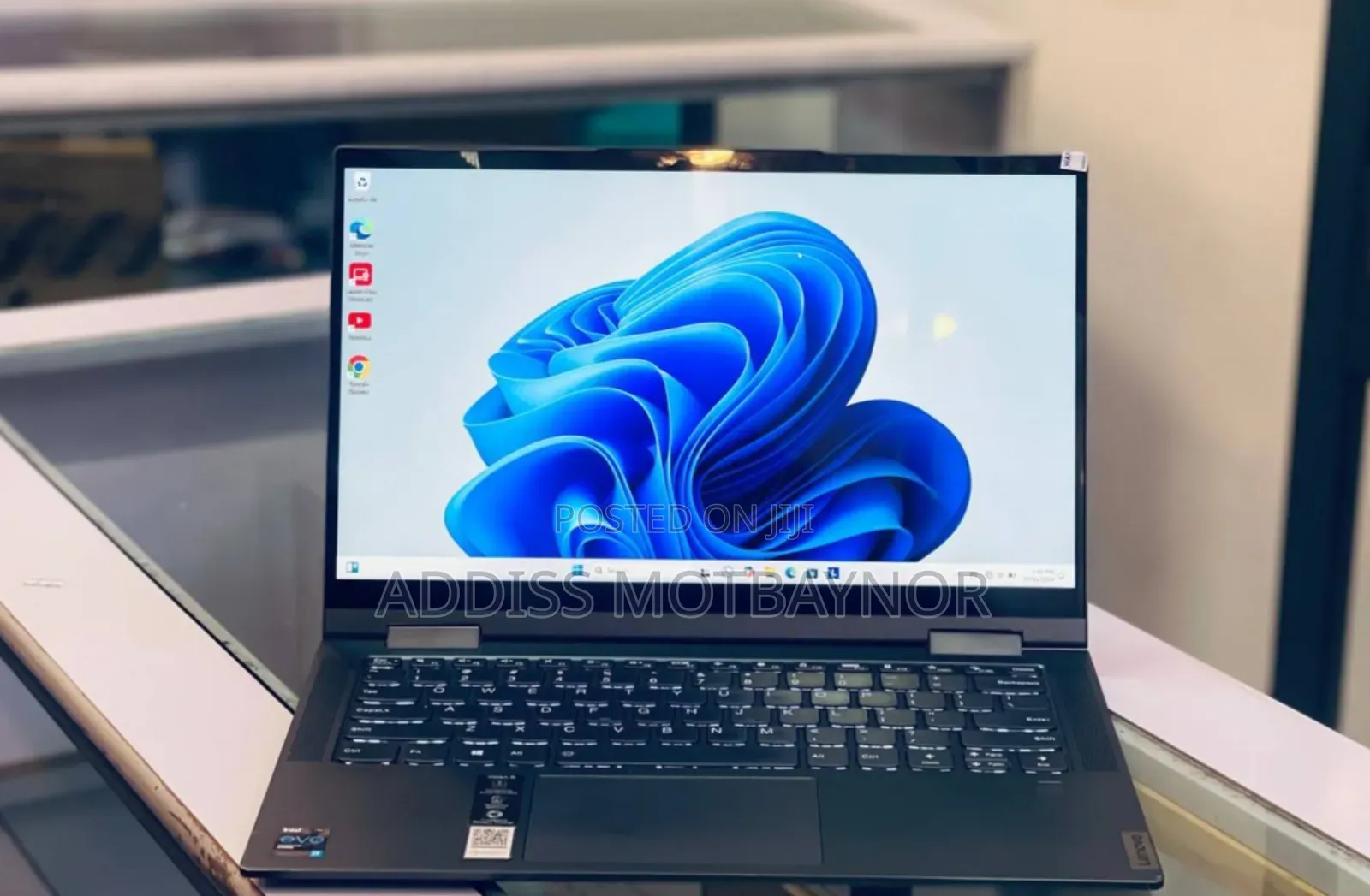 New Laptop Lenovo ThinkPad Yoga 12GB Intel Core I7 SSD 512GB