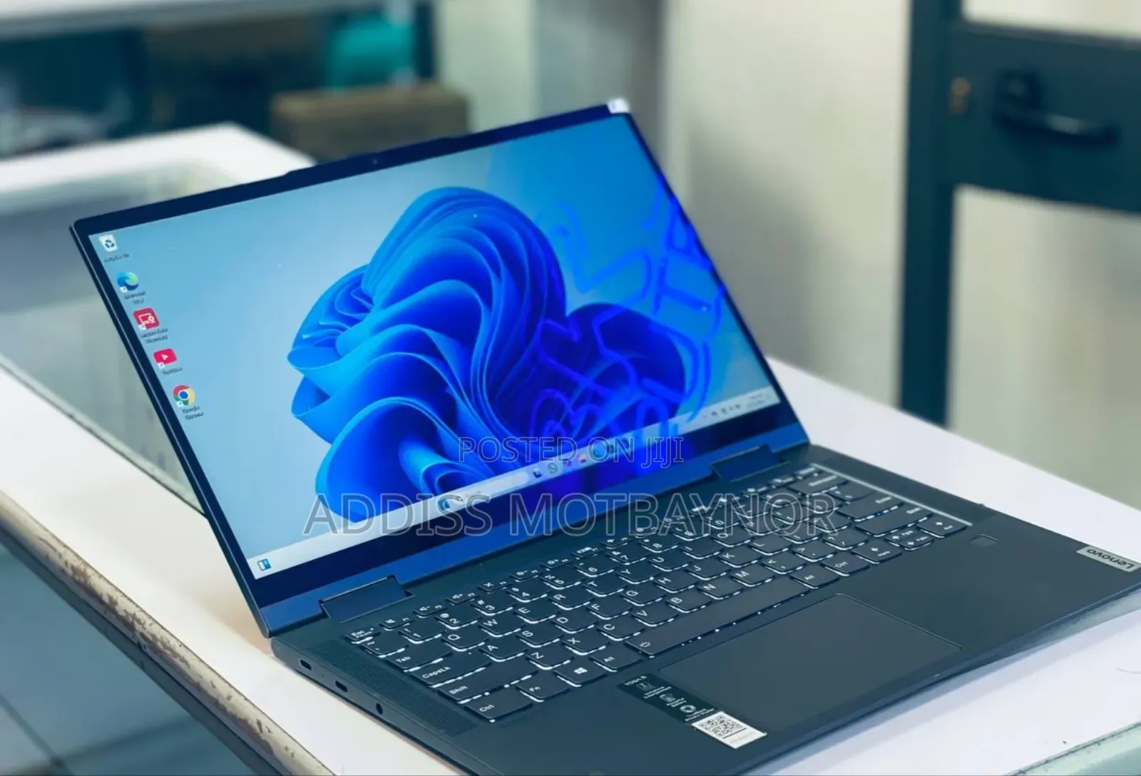 New Laptop Lenovo ThinkPad Yoga 12GB Intel Core I7 SSD 512GB