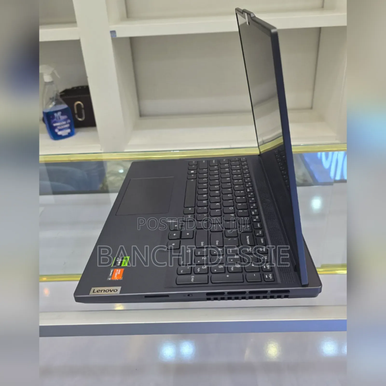 New Laptop Lenovo Legion 7 16GB AMD Ryzen 7 SSD 512GB