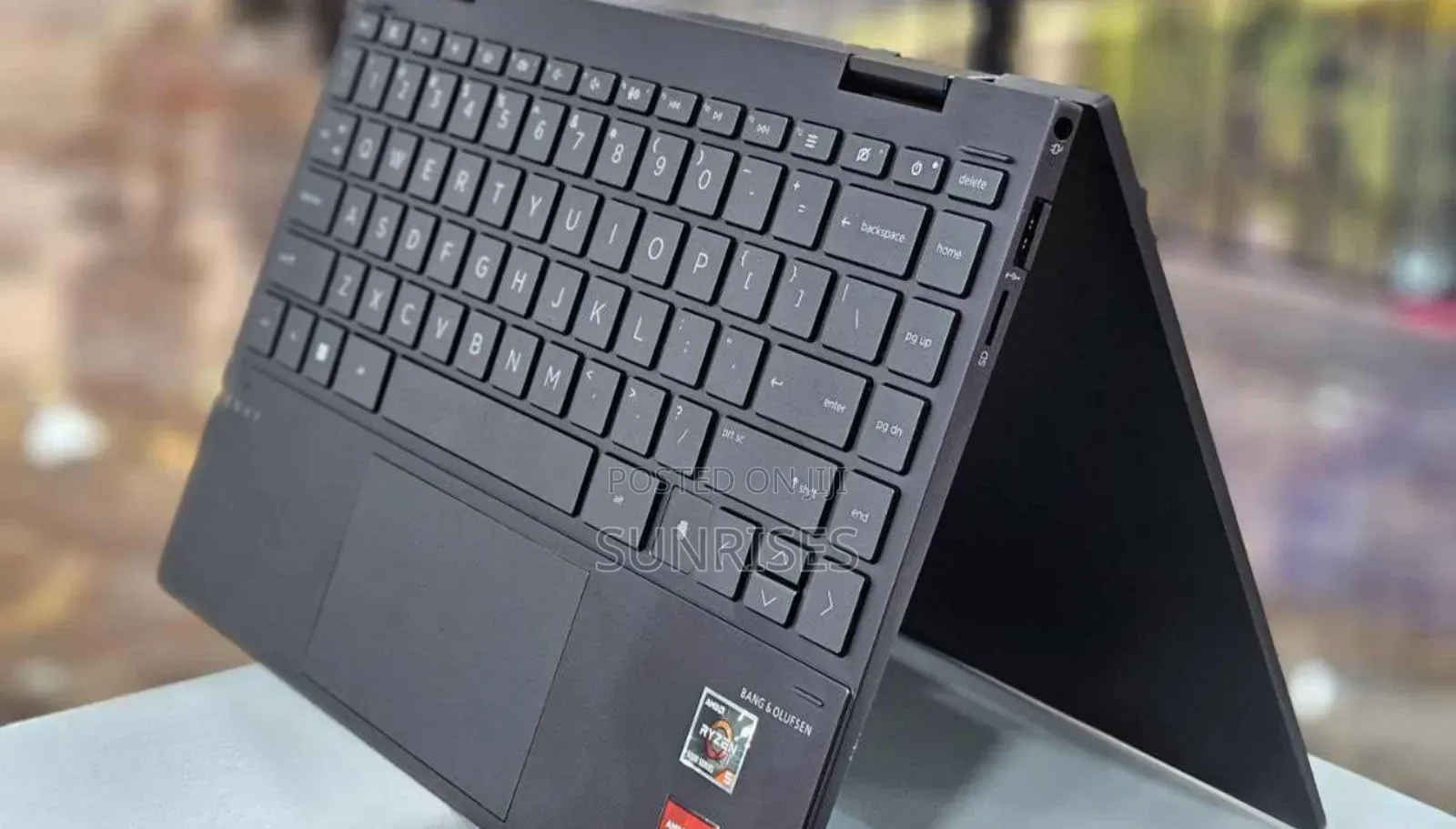 New Laptop HP Envy X360 8GB AMD Ryzen 5 SSD 512GB