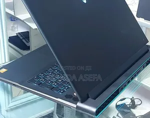 New Laptop Alienware M17x R2 32GB AMD Ryzen 9 SSD 1T