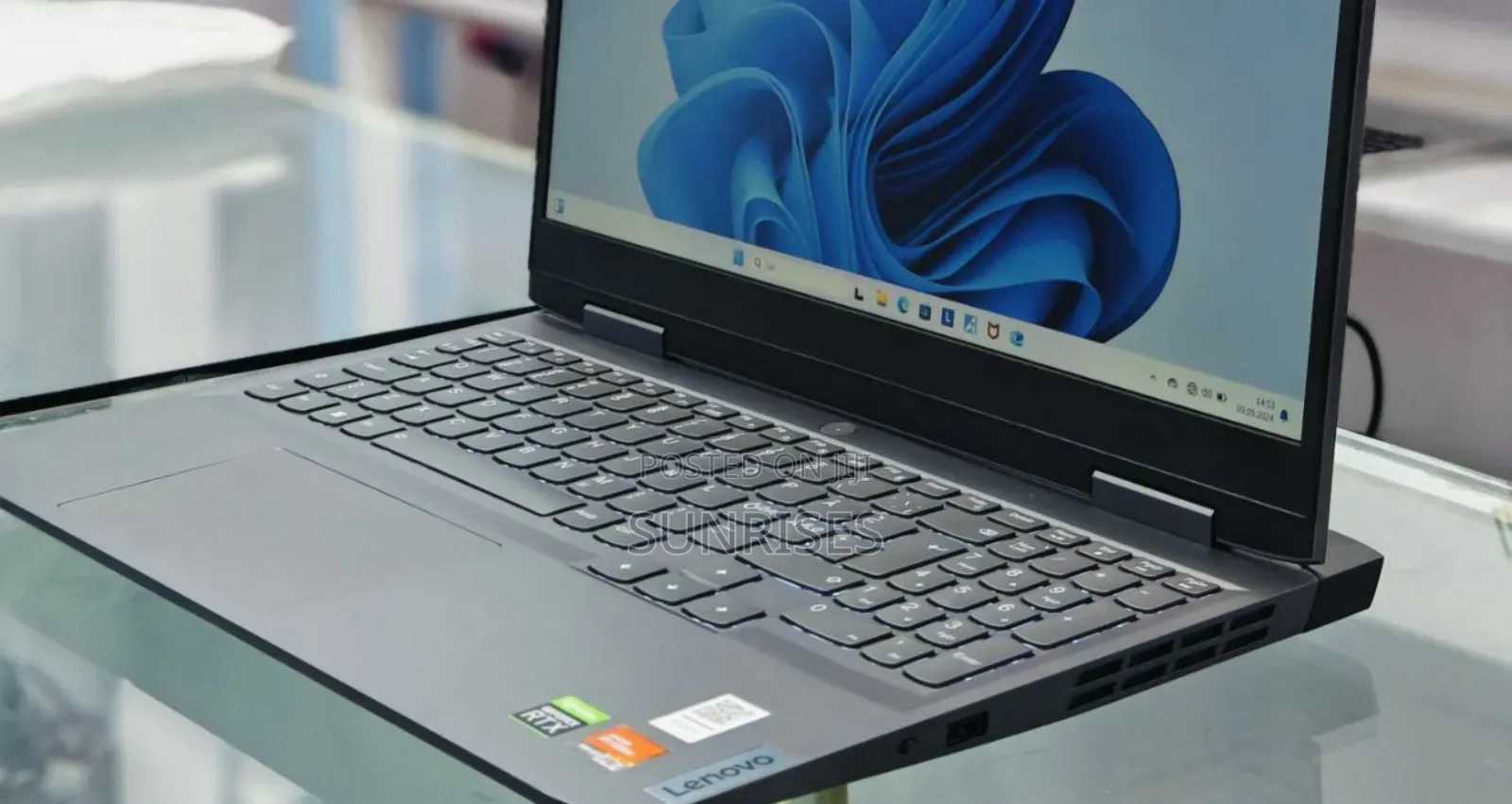 New Laptop HP Victus 16 16GB AMD Ryzen 7 SSD 512GB