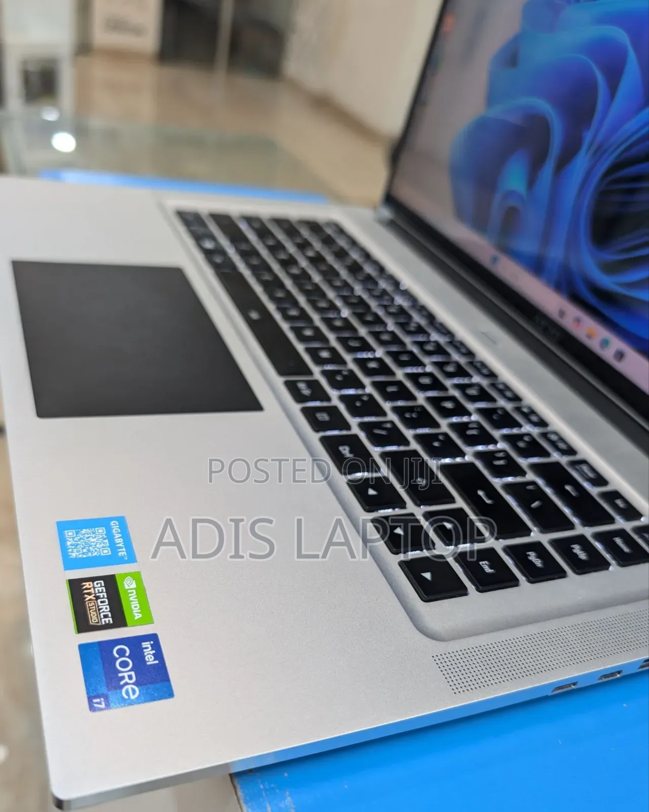 New Laptop Gigabyte AERO 15X 16GB Intel Core I7 SSD 2T