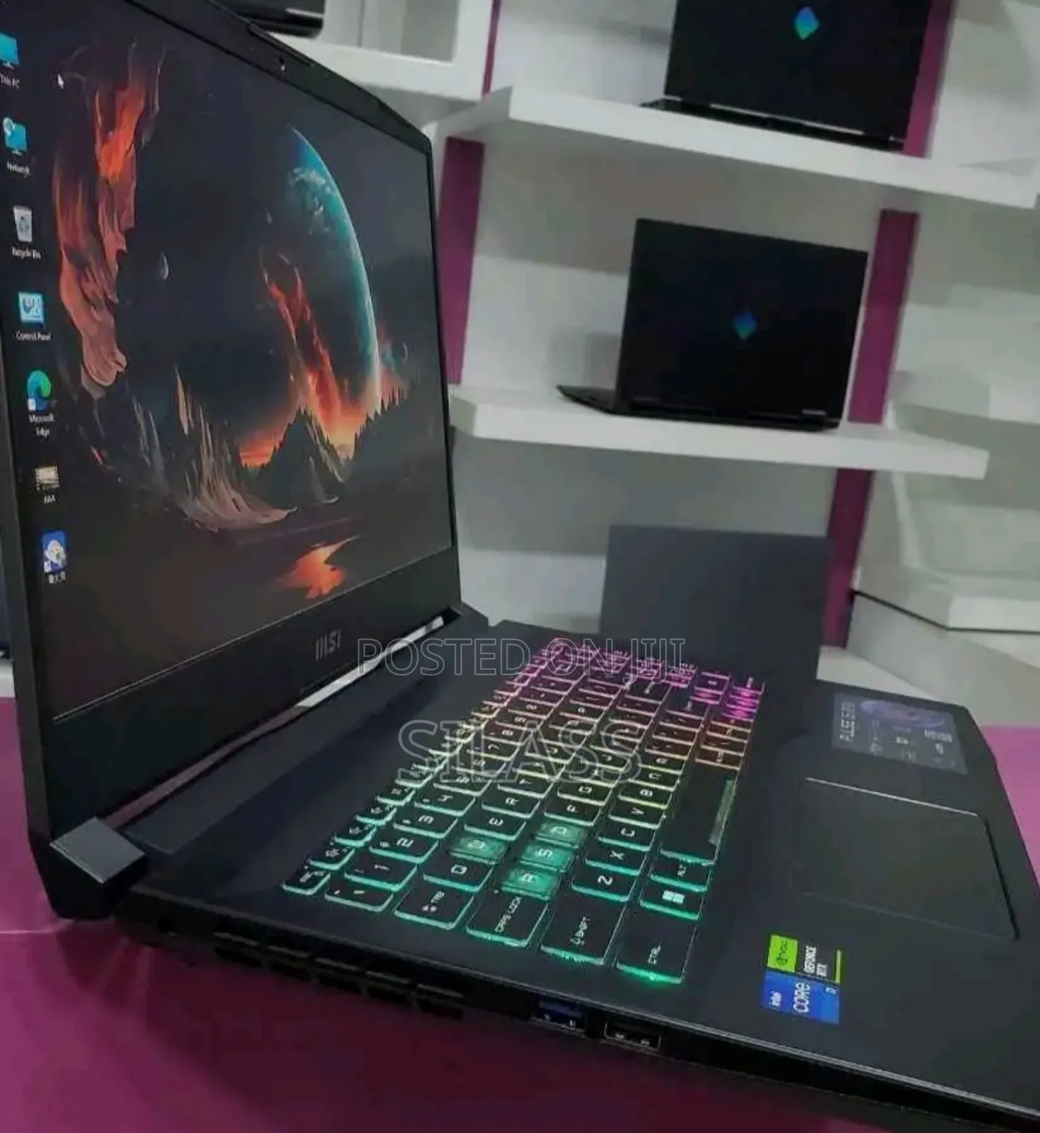 New Laptop MSI Pulse GL76 16GB Intel Core I7 SSD 512GB