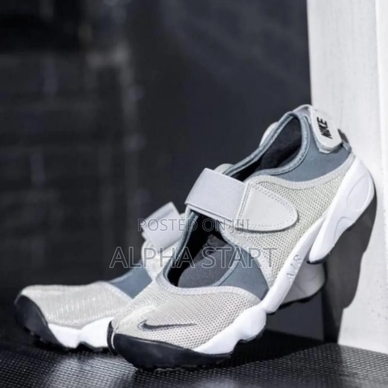 Nike Air Senadal Stock Product