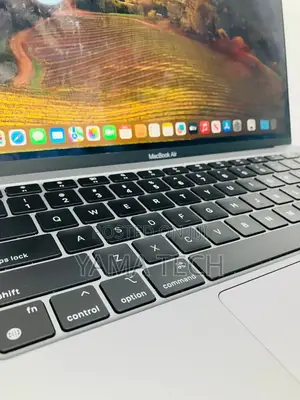 New Laptop Apple MacBook Air 2020 M1 16GB Apple M1 SSD 512GB