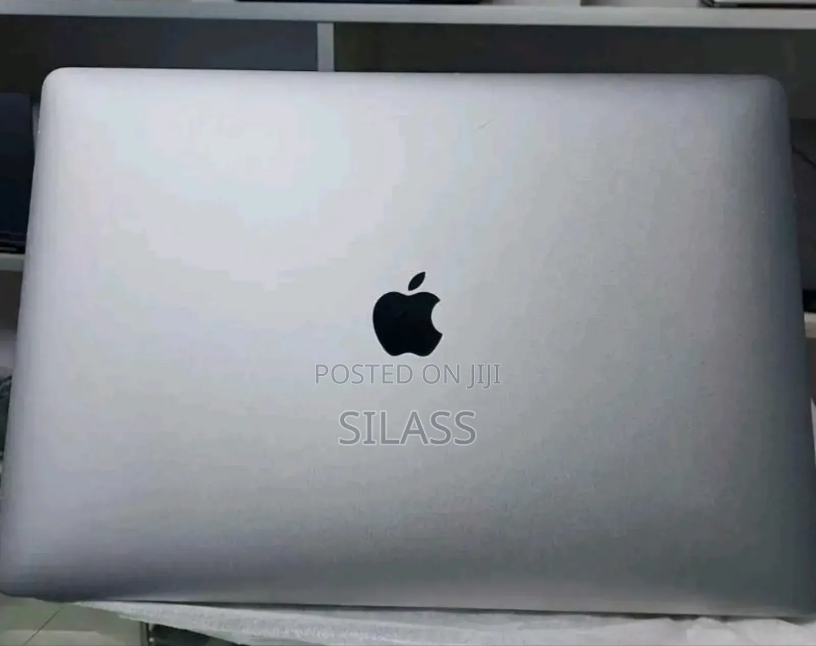 New Laptop Apple MacBook Pro 2019 32GB Intel Core I9 SSD 512GB