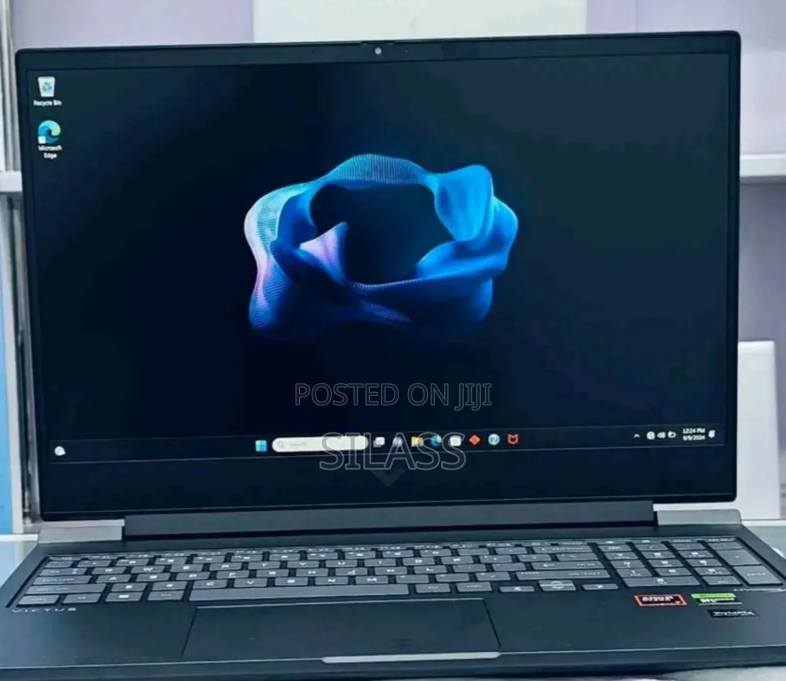 New Laptop HP Victus 16 16GB AMD Ryzen 7 SSD 512GB