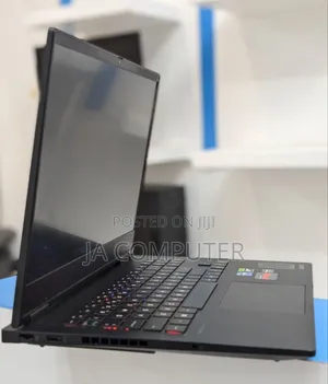 New Laptop HP Omen 16 16GB Intel Core I7 SSD 1T