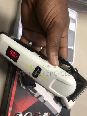 የፀጉር ቤት ወጪን መቀነስ ይፈልጋሉ