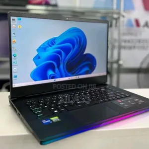 New Laptop MSI Raider GE76 12UGS 16GB Intel Core I7 SSD 1T