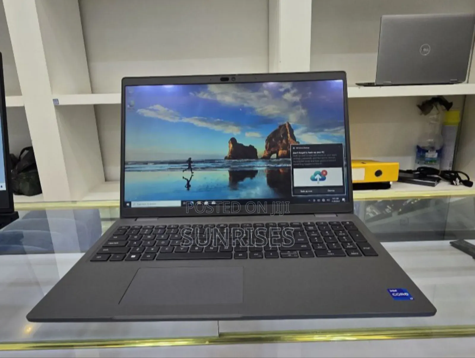 New Laptop Dell Latitude 7440 8GB Intel Core I7 SSD 256GB