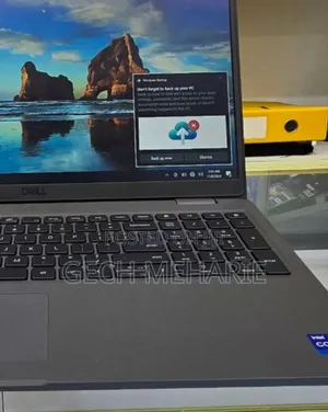 New Laptop Dell Latitude 3540 8GB Intel Core I7 SSD 256GB