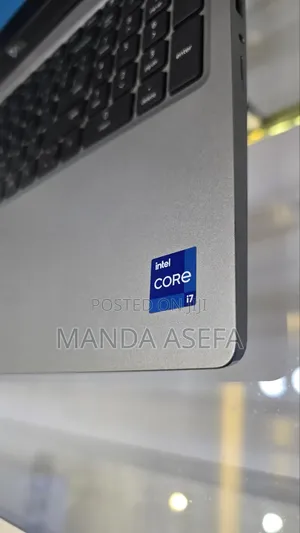 New Laptop Dell 16GB Intel Core I7 SSD 256GB